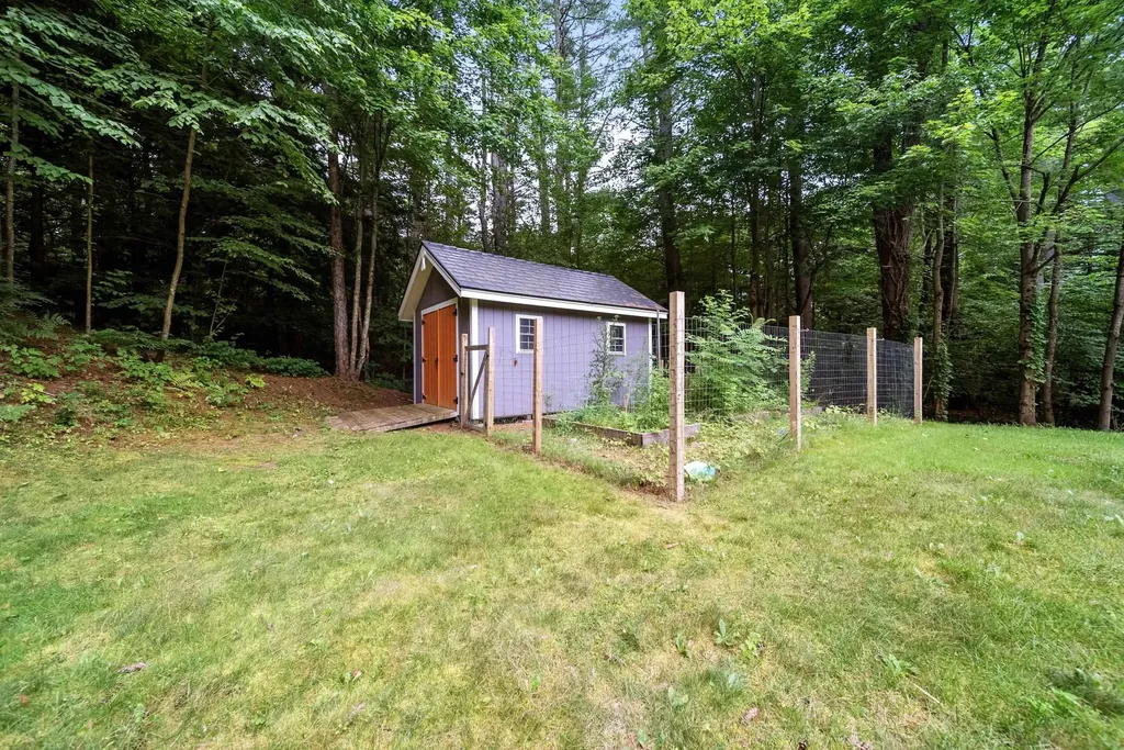 2 Rice Lane Bedford NH 03110