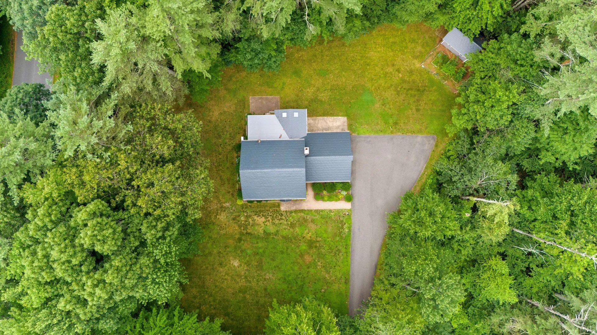 2 Rice Lane Bedford NH 03110