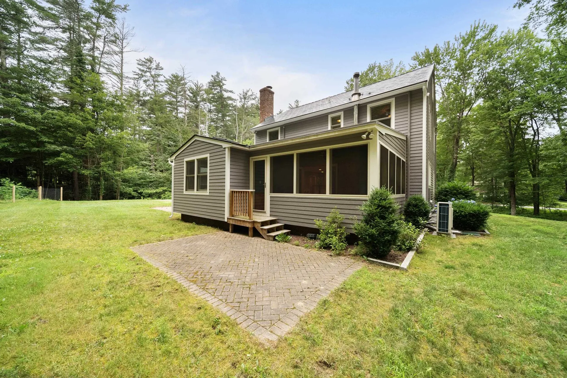 2 Rice Lane Bedford NH 03110