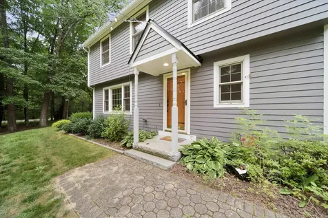 2 Rice Lane Bedford NH 03110