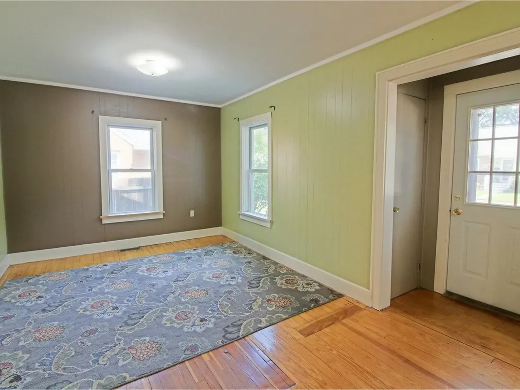 62 Cayuga Court Burlington VT 05408