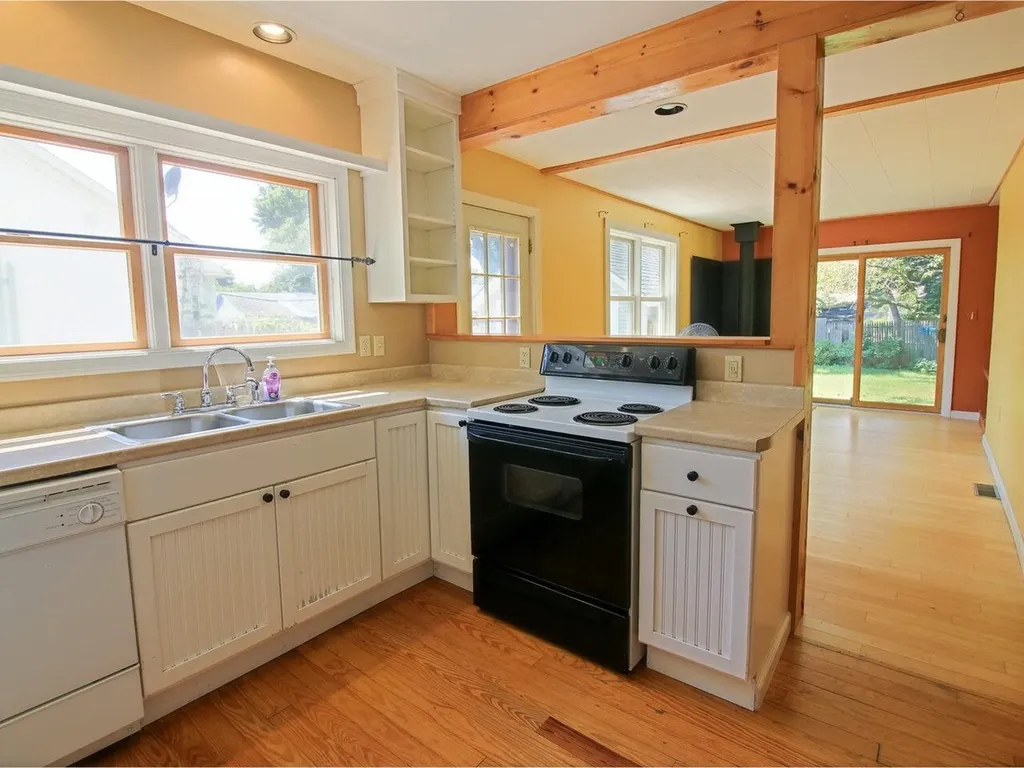 62 Cayuga Court Burlington VT 05408