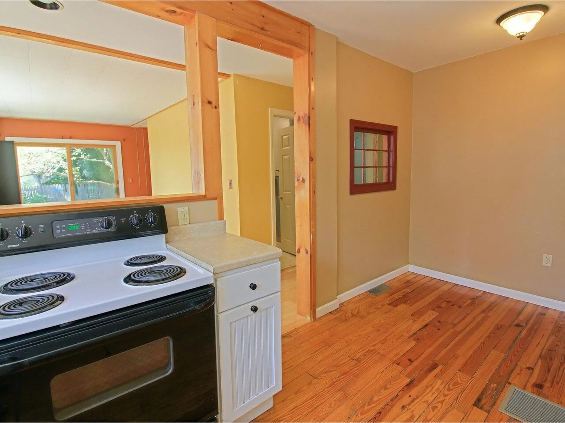62 Cayuga Court Burlington VT 05408