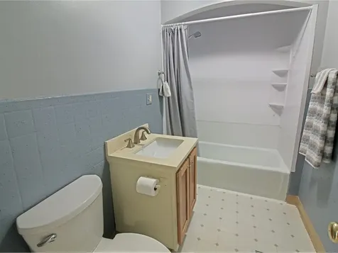 62 Cayuga Court Burlington VT 05408