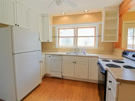 62 Cayuga Court Burlington VT 05408