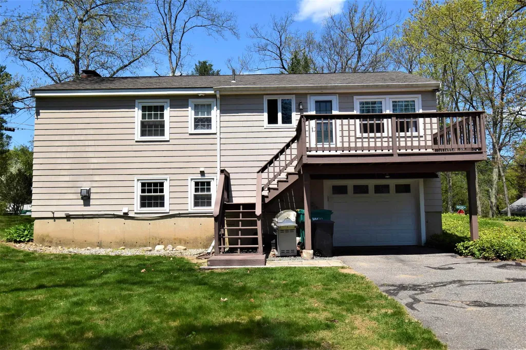 17 Parsons Way Kingston NH 03848