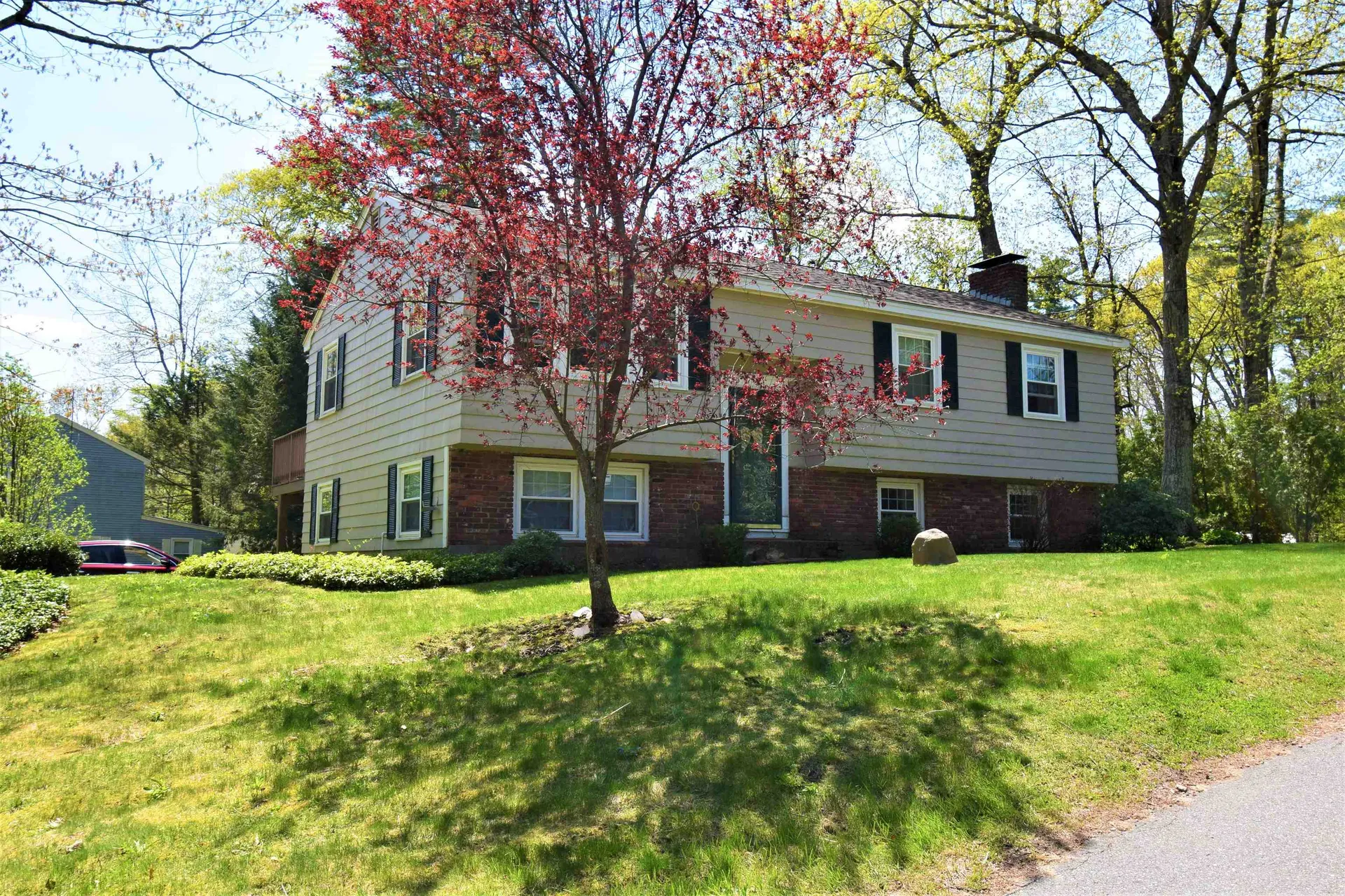 17 Parsons Way Kingston NH 03848