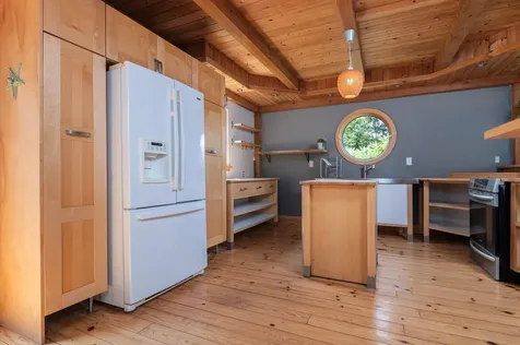 52 Bear Hill Brattleboro VT 05301