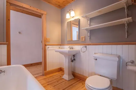 52 Bear Hill Brattleboro VT 05301
