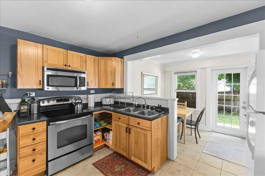 18 Marble Avenue Burlington VT 05401