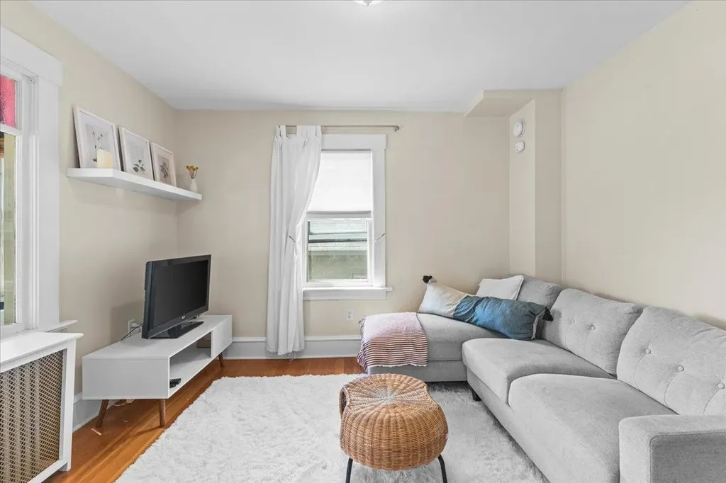 18 Marble Avenue Burlington VT 05401
