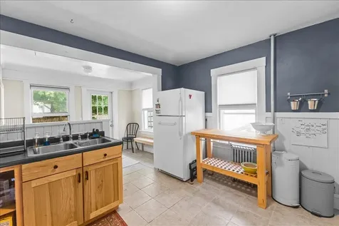 18 Marble Avenue Burlington VT 05401