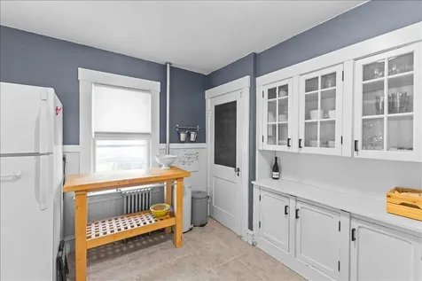 18 Marble Avenue Burlington VT 05401