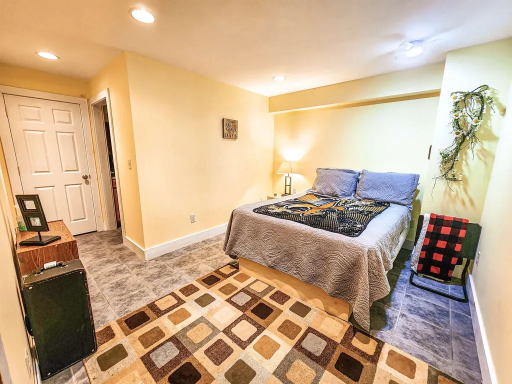 205 Little Salem Lane Derby VT 05829