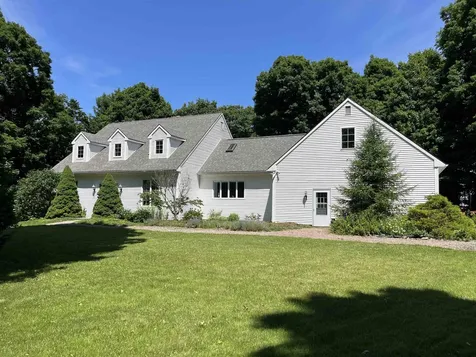 44 Lovers Lane Grand Isle VT 05458