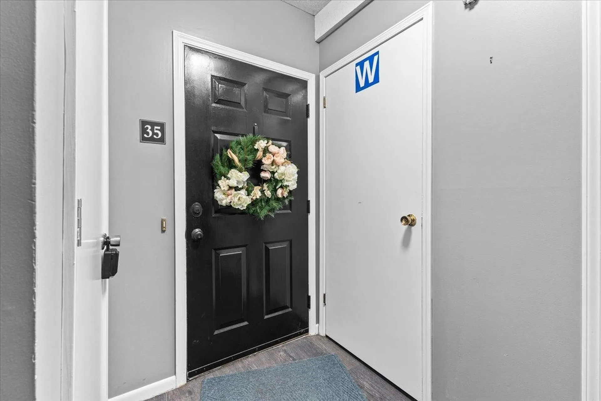 35 Hawthorne Circle South Burlington VT 05403
