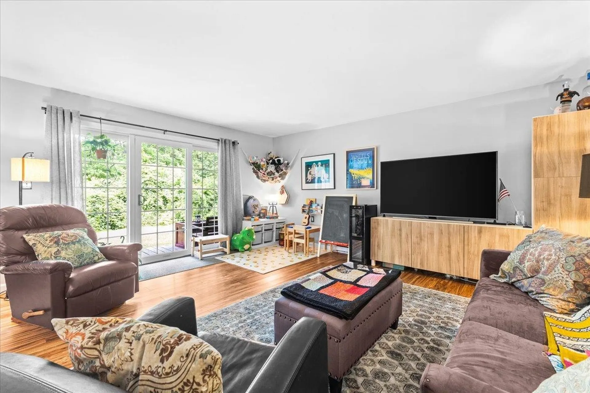 35 Hawthorne Circle South Burlington VT 05403