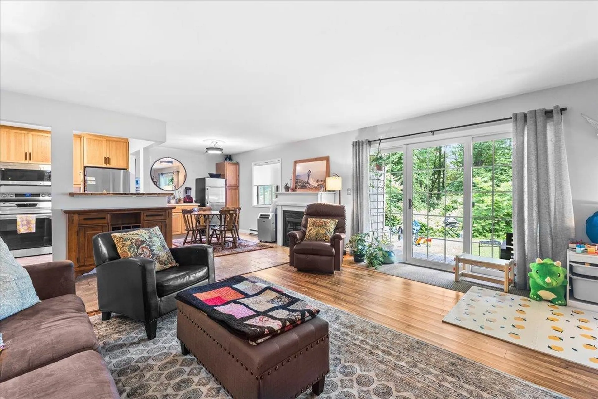 35 Hawthorne Circle South Burlington VT 05403