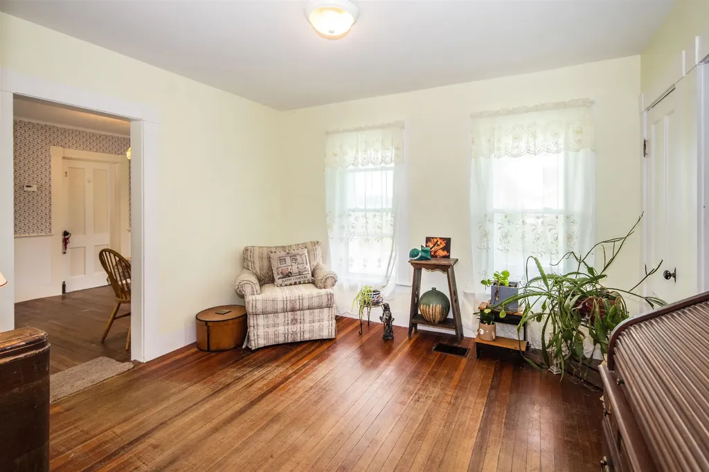 3497 Middle Road Clarendon VT 05759