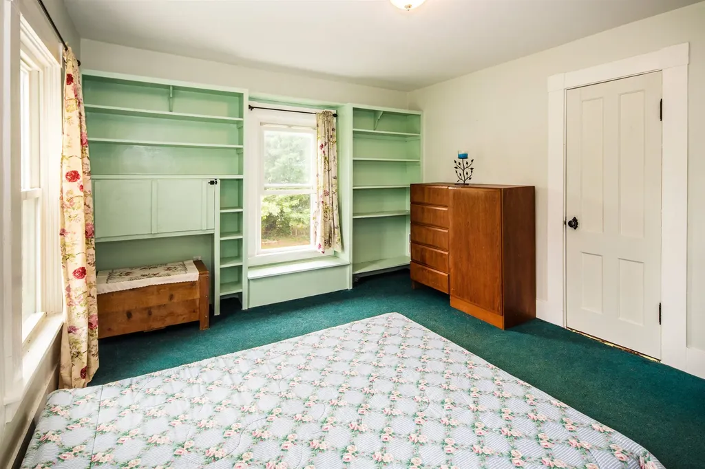 3497 Middle Road Clarendon VT 05759