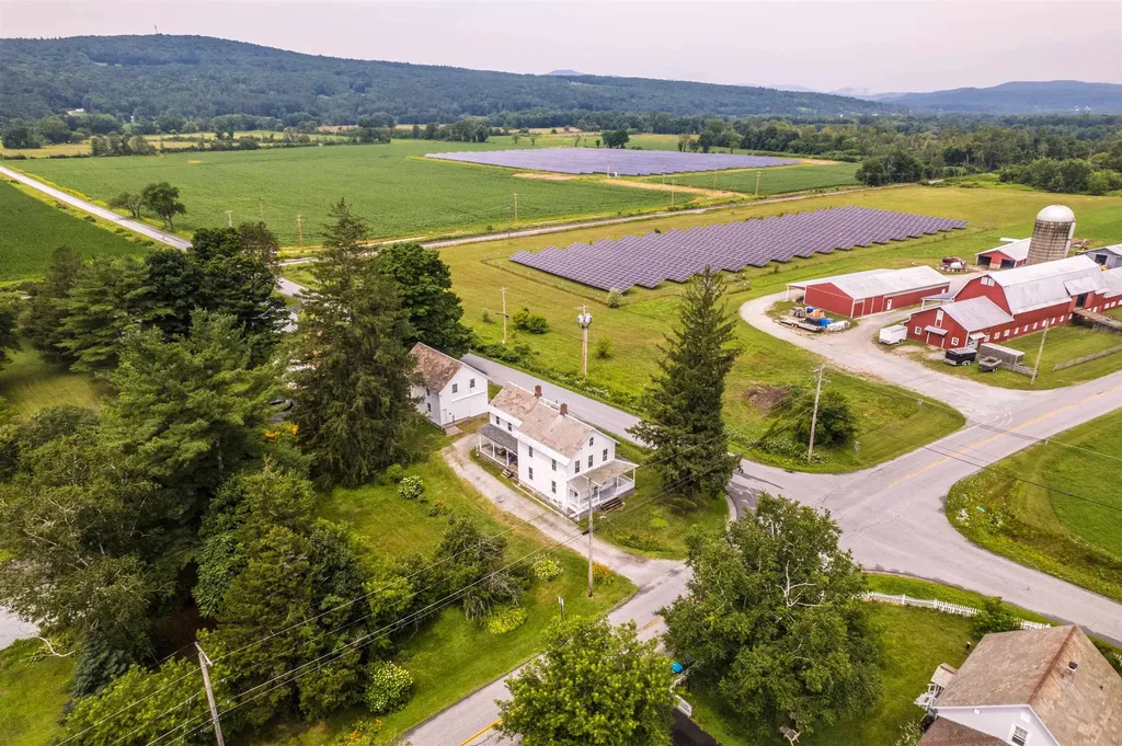 3497 Middle Road Clarendon VT 05759