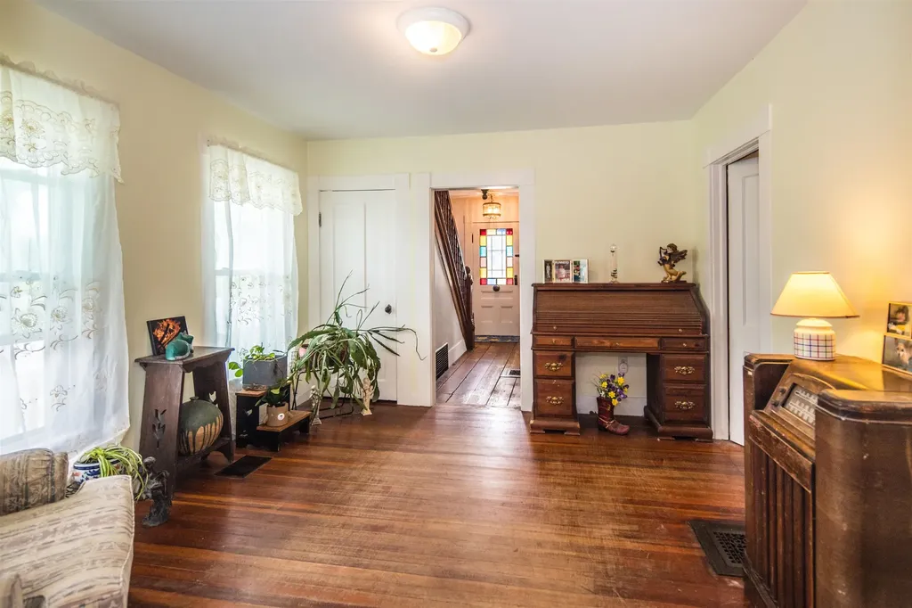 3497 Middle Road Clarendon VT 05759