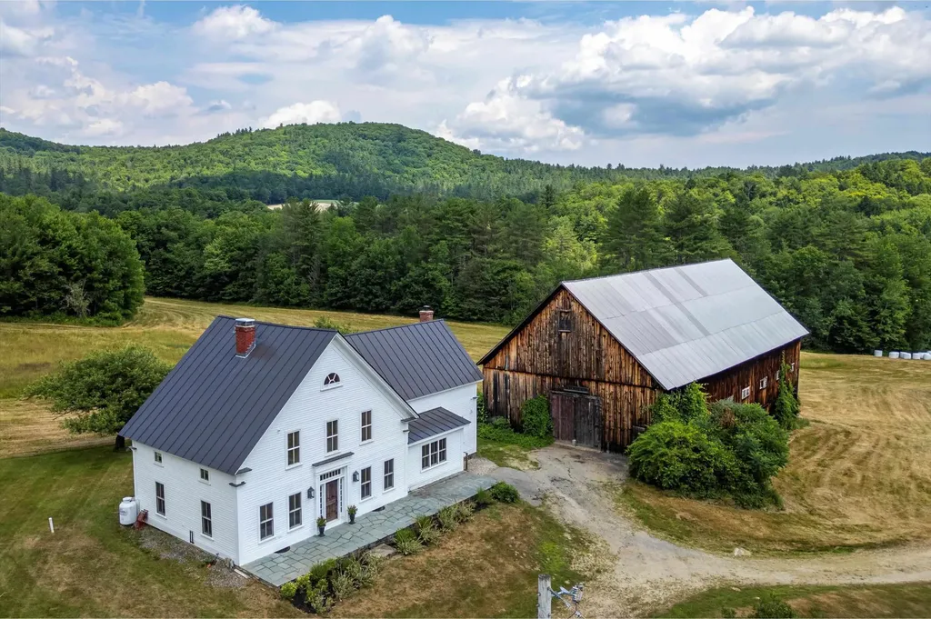 218 Gunderson Road Chester VT 05143