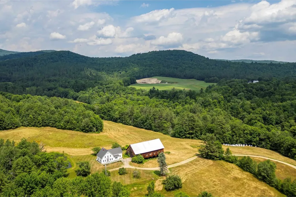 218 Gunderson Road Chester VT 05143