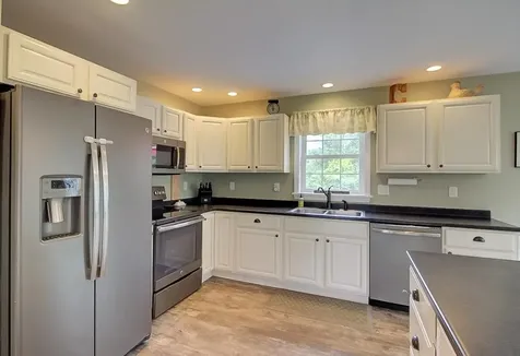 1 Wilfreds Way Grand Isle VT 05458