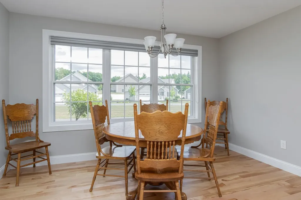 9 Mulberry Lane Hooksett NH 03106