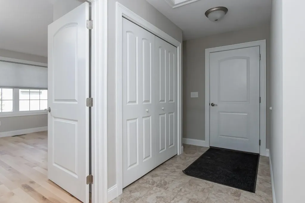 9 Mulberry Lane Hooksett NH 03106