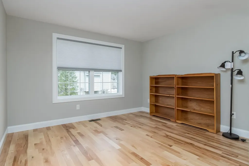 9 Mulberry Lane Hooksett NH 03106