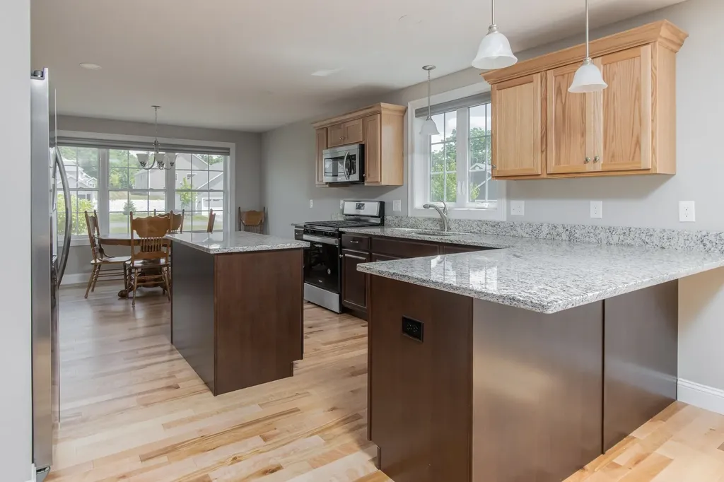 9 Mulberry Lane Hooksett NH 03106