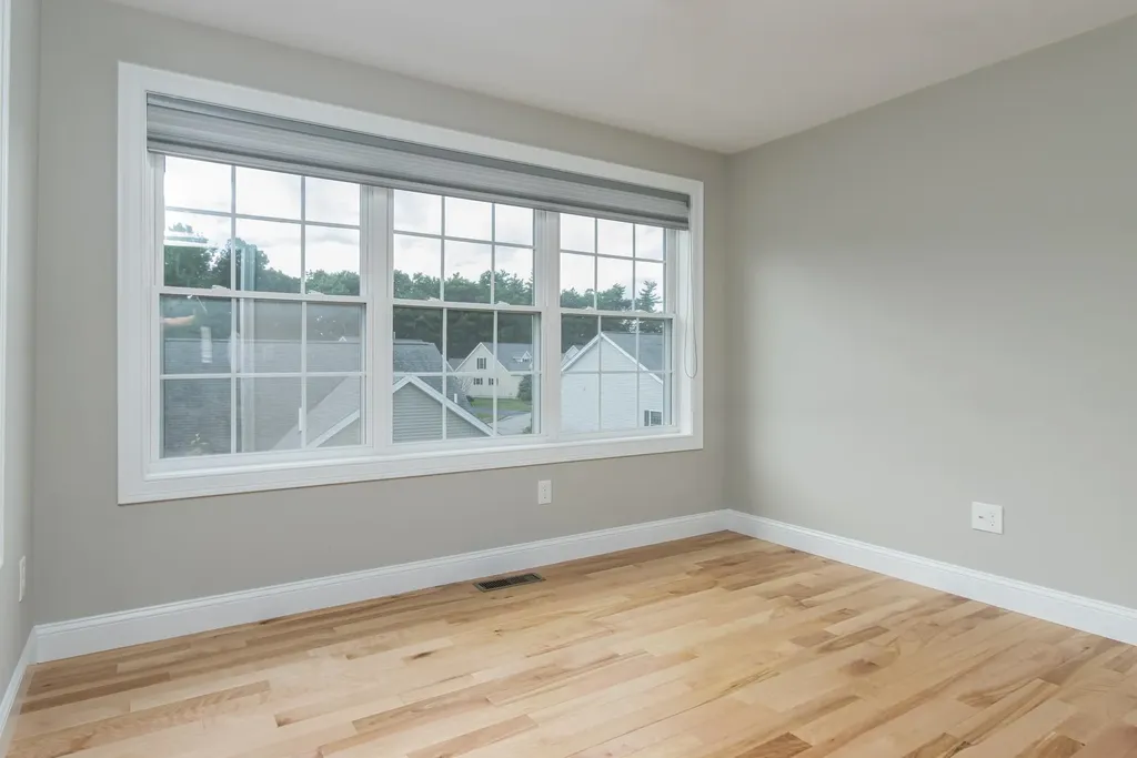 9 Mulberry Lane Hooksett NH 03106