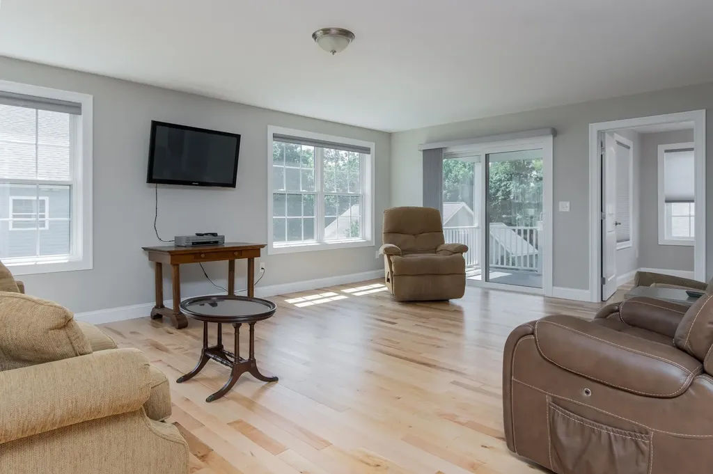 9 Mulberry Lane Hooksett NH 03106