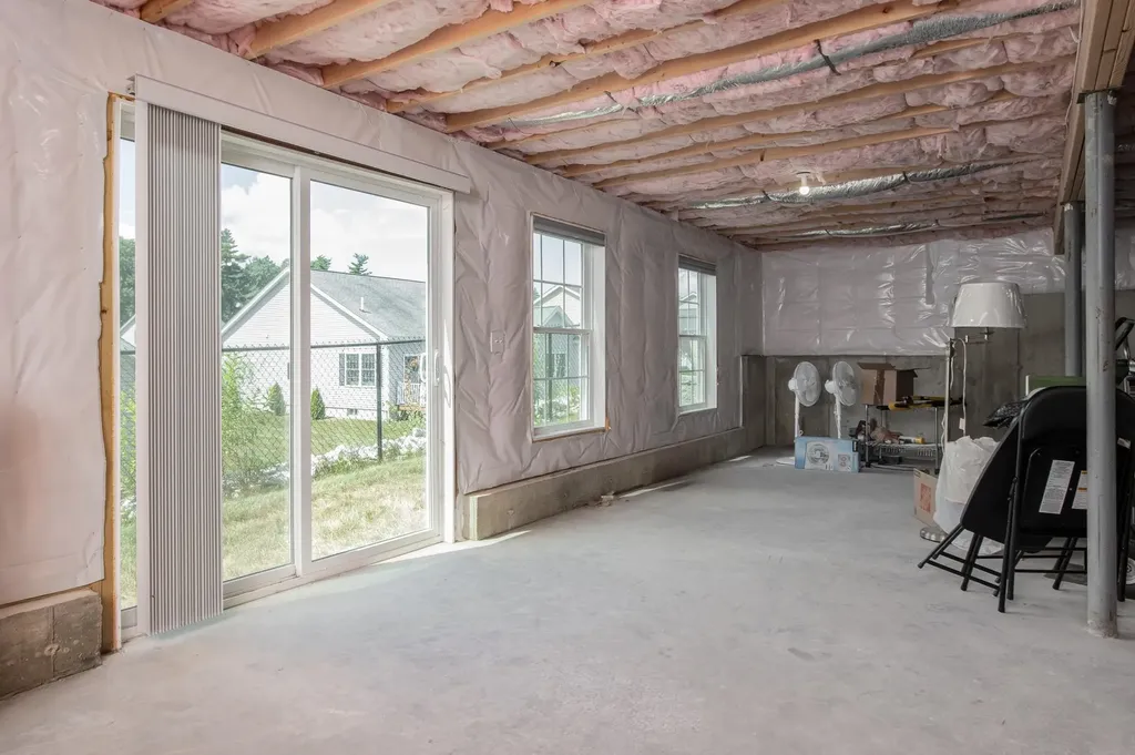 9 Mulberry Lane Hooksett NH 03106