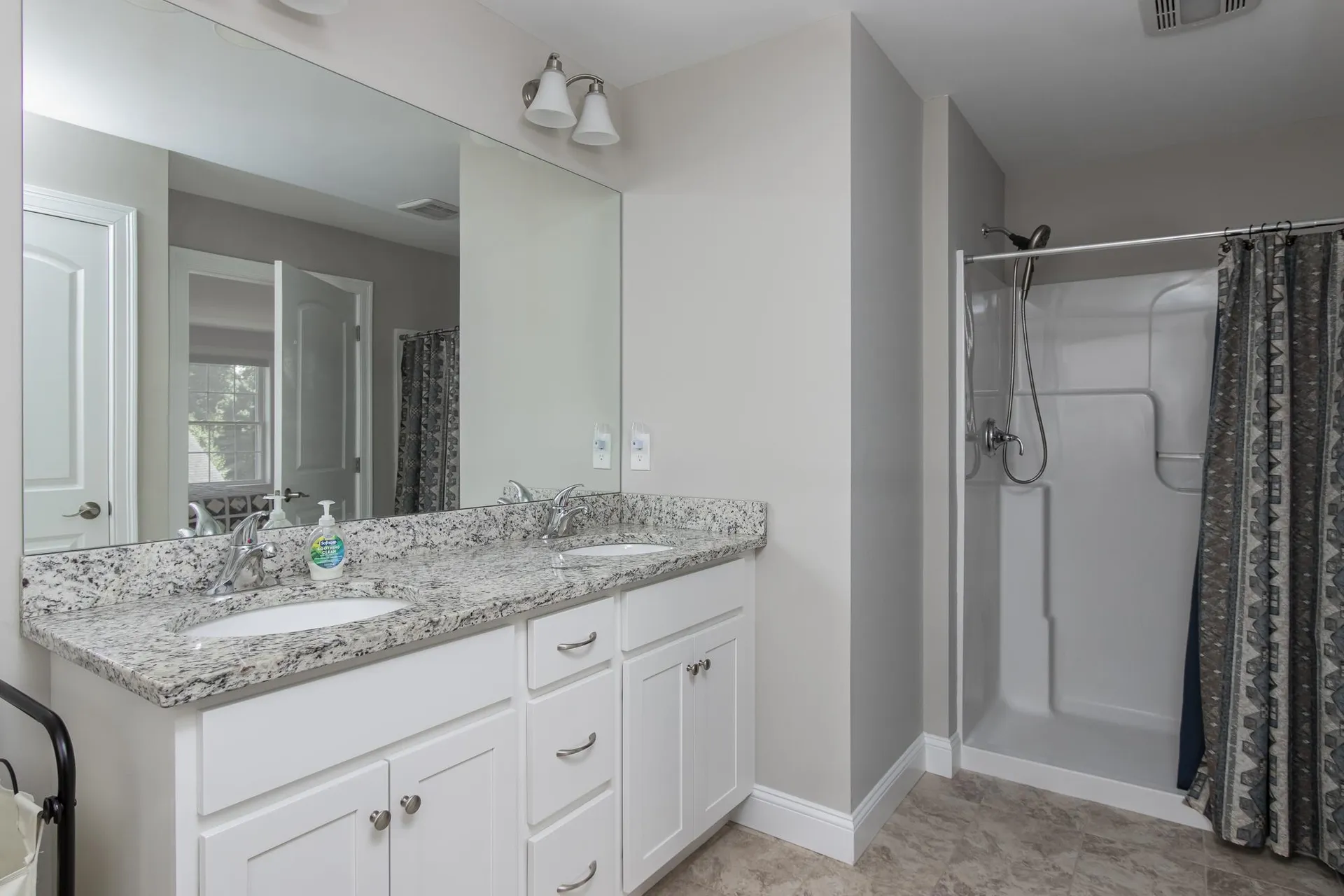 9 Mulberry Lane Hooksett NH 03106