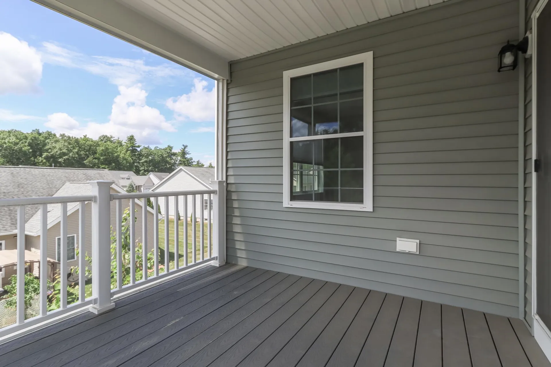 9 Mulberry Lane Hooksett NH 03106