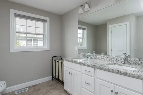 9 Mulberry Lane Hooksett NH 03106
