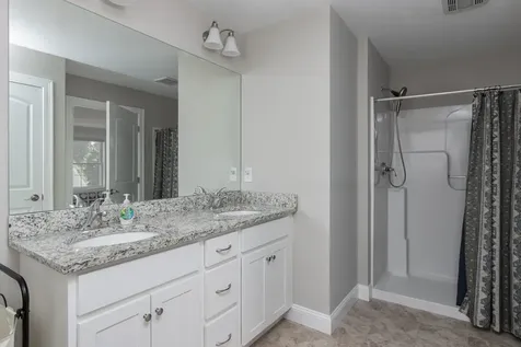 9 Mulberry Lane Hooksett NH 03106