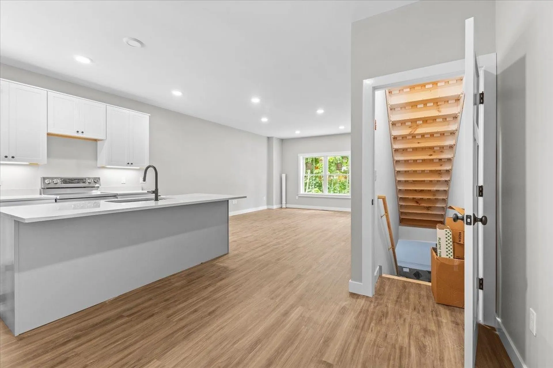 31 Gardner Lane Waterbury VT 05676