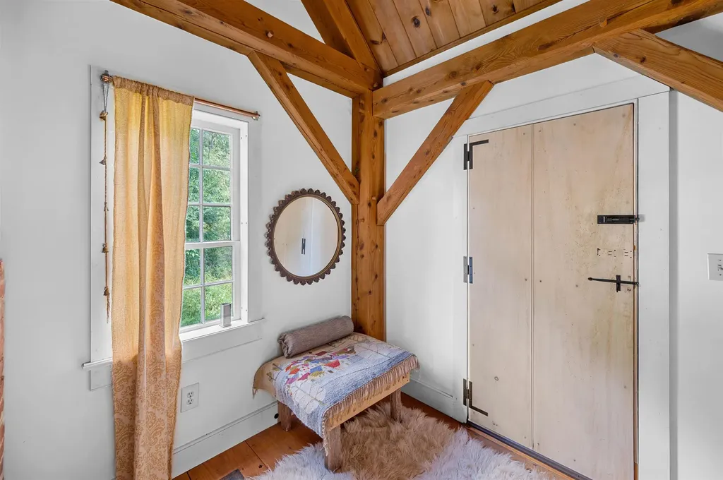 115 Eagle Peak Road Brookfield VT 05036