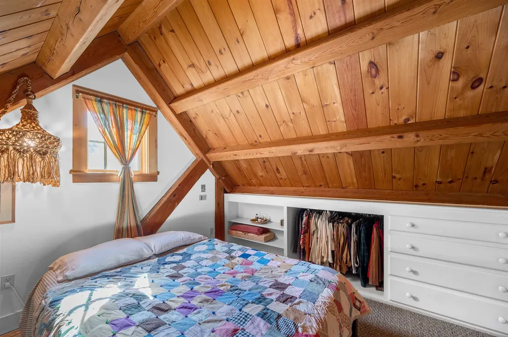 115 Eagle Peak Road Brookfield VT 05036