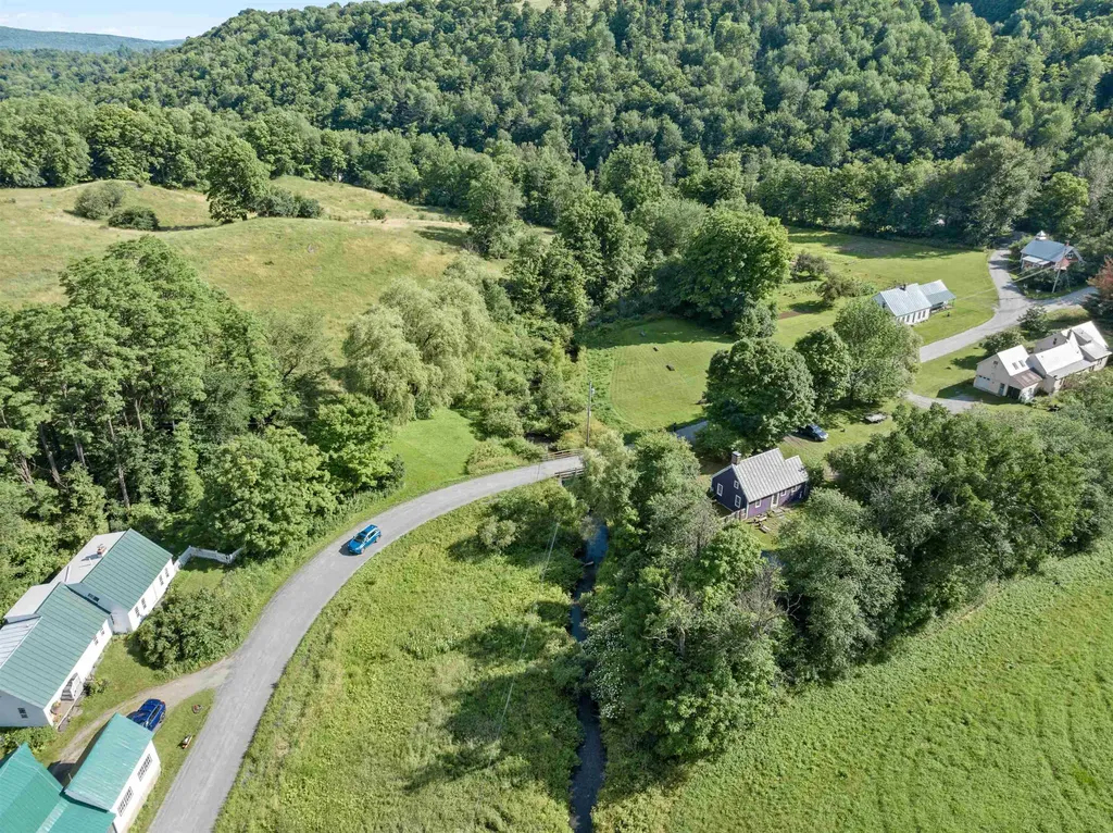 115 Eagle Peak Road Brookfield VT 05036