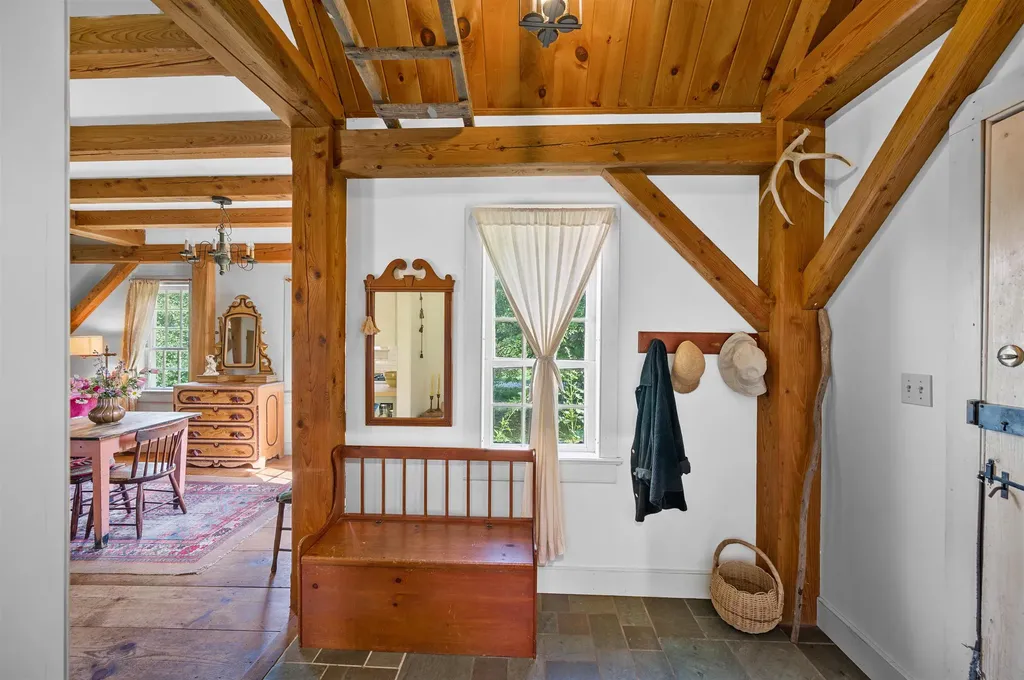 115 Eagle Peak Road Brookfield VT 05036