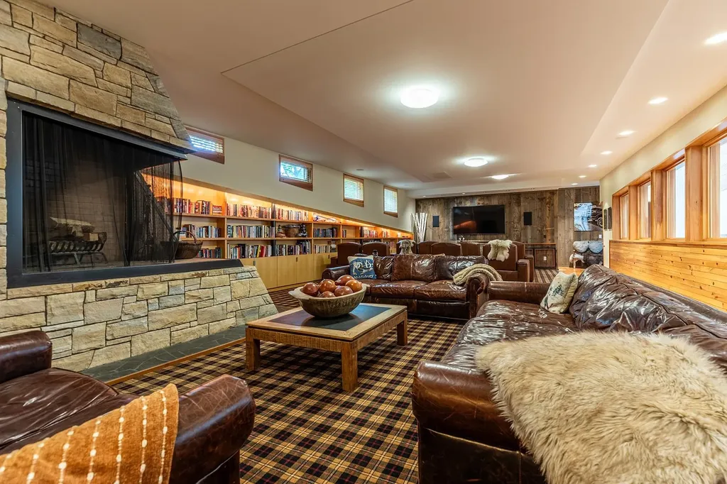 454 Mountain Road Stratton VT 05155