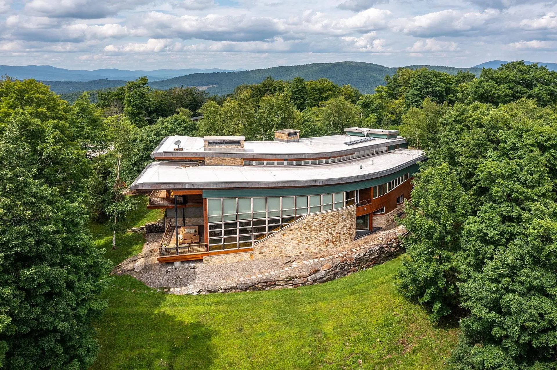 454 Mountain Road Stratton VT 05155