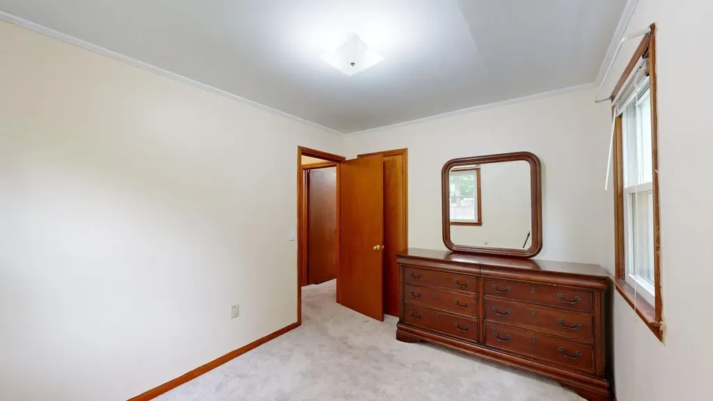 39 Hiawatha Avenue Essex Junction VT 05452