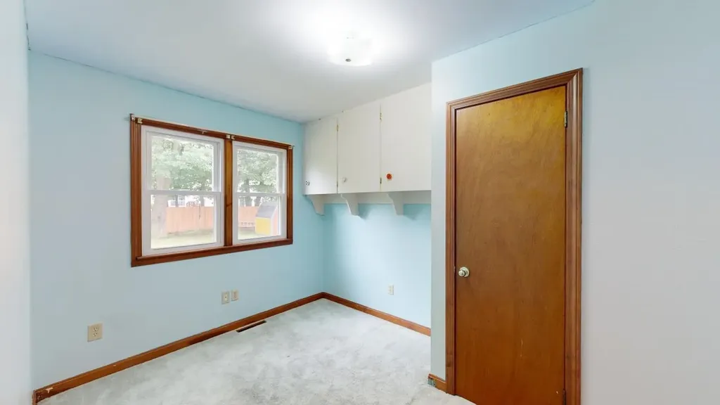 39 Hiawatha Avenue Essex Junction VT 05452