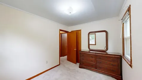39 Hiawatha Avenue Essex Junction VT 05452
